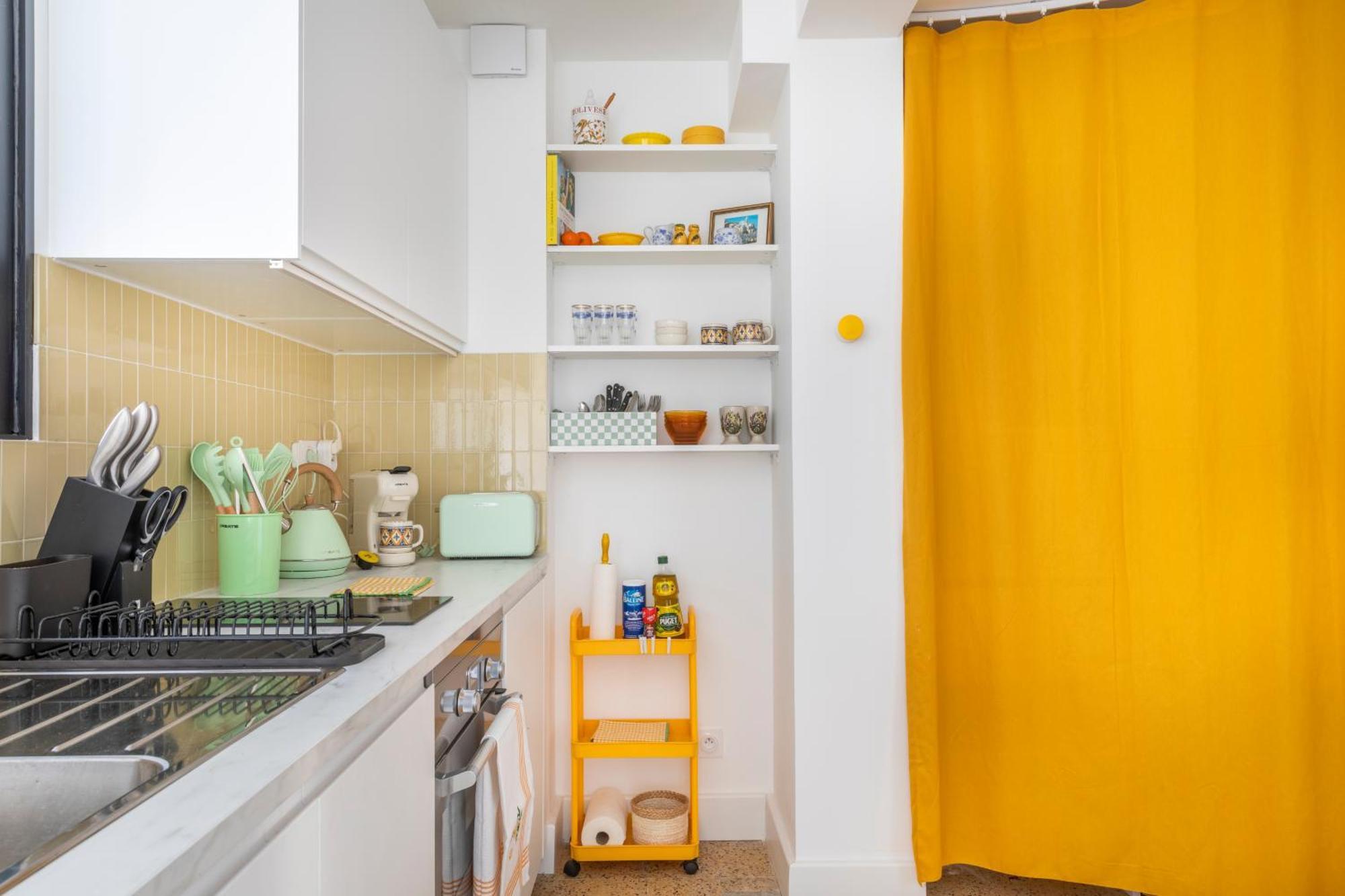Petit Jaune, T2 Centre Ville Marseille Avec Balcon Bagian luar foto